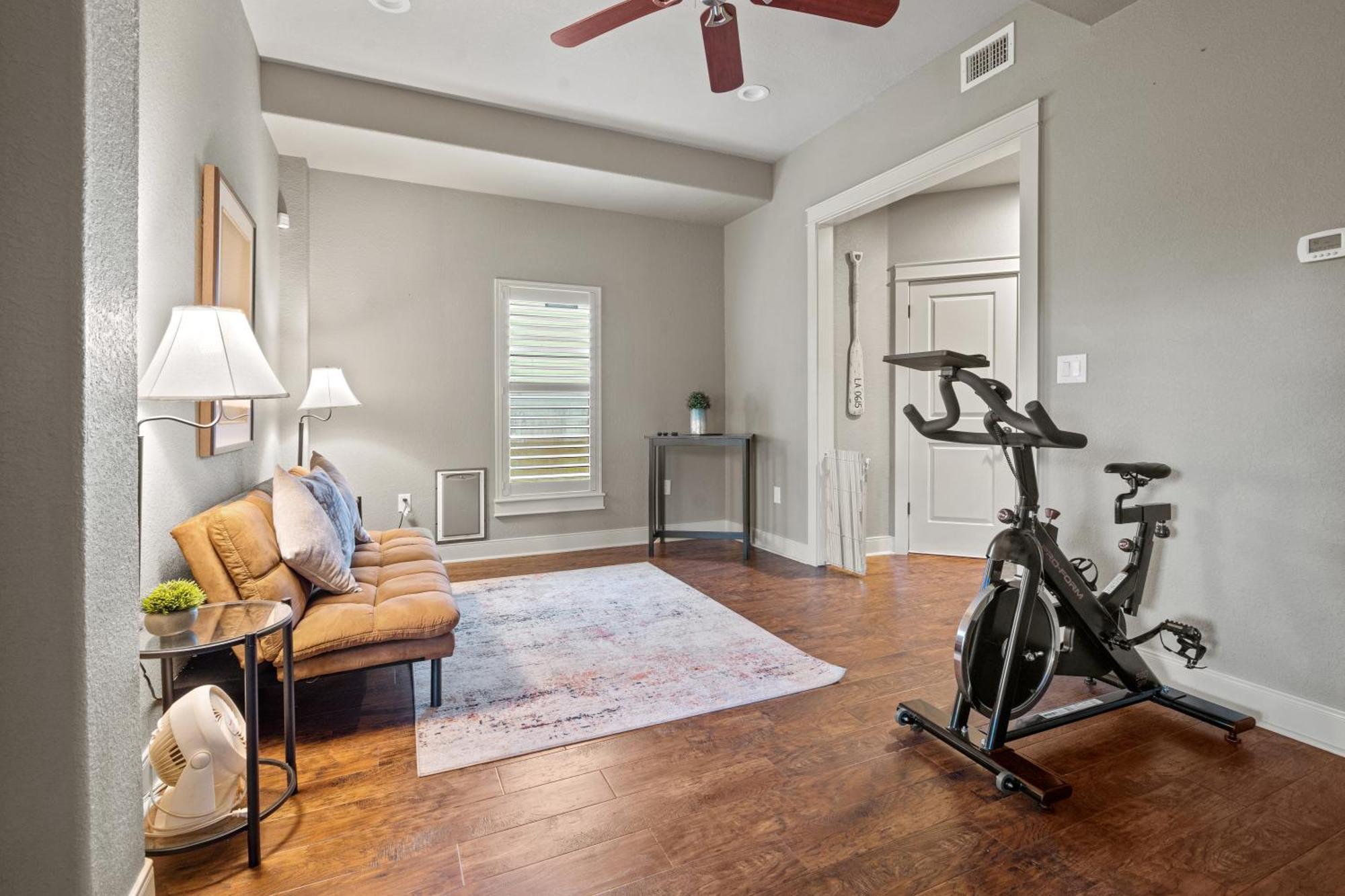 Luxury Waterfront Home Family And Pet Friendly Near Surfside Beach 11 Mins Freeport Exterior photo